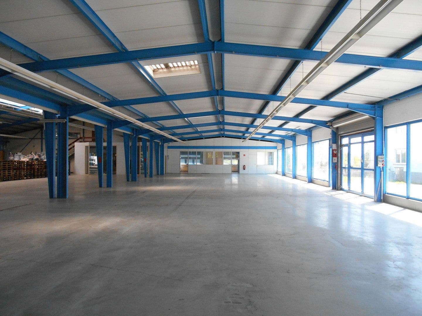 non-residential property to rent, 570 m², Hochheim, Hesse non-residential property to rent, 570 m², Hochheim, Hesse
