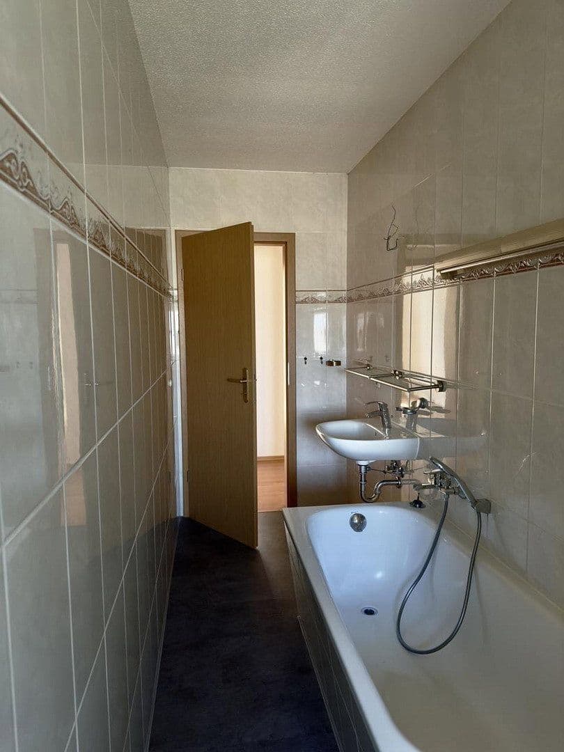 3 bedroom flat to rent, 66 m², Beethovenstraße 26, Greiz, Thuringia 3 bedroom flat to rent, 66 m², Beethovenstraße 26, Greiz, Thuringia