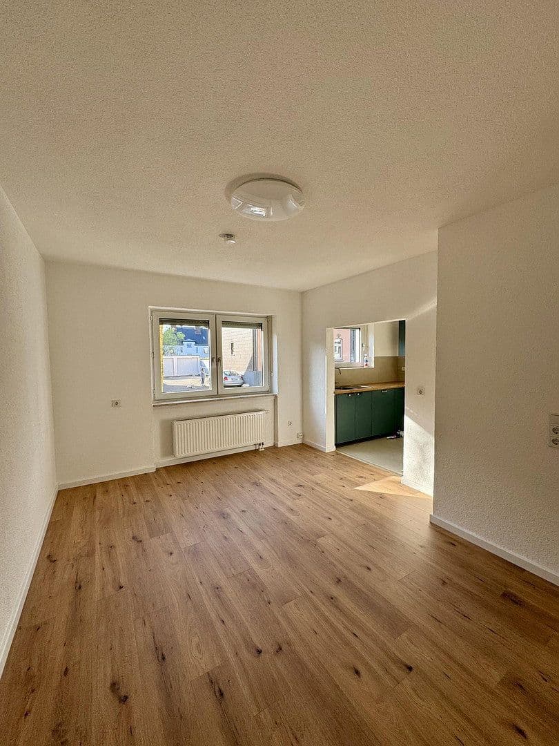 4 bedroom flat to rent, 80 m², Seebohmstr.37, Saarbrücken, Saarland 4 bedroom flat to rent, 80 m², Seebohmstr.37, Saarbrücken, Saarland
