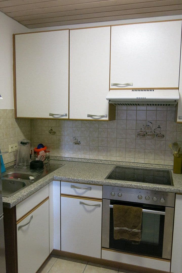 1 bedroom with open-plan kitchen flat to rent, 60 m², Kirchheimer Str. 9, Zell unter Aichelberg, Baden-Württemberg 1 bedroom with open-plan kitchen flat to rent, 60 m², Kirchheimer Str. 9, Zell unter Aichelberg, Baden-Württemberg