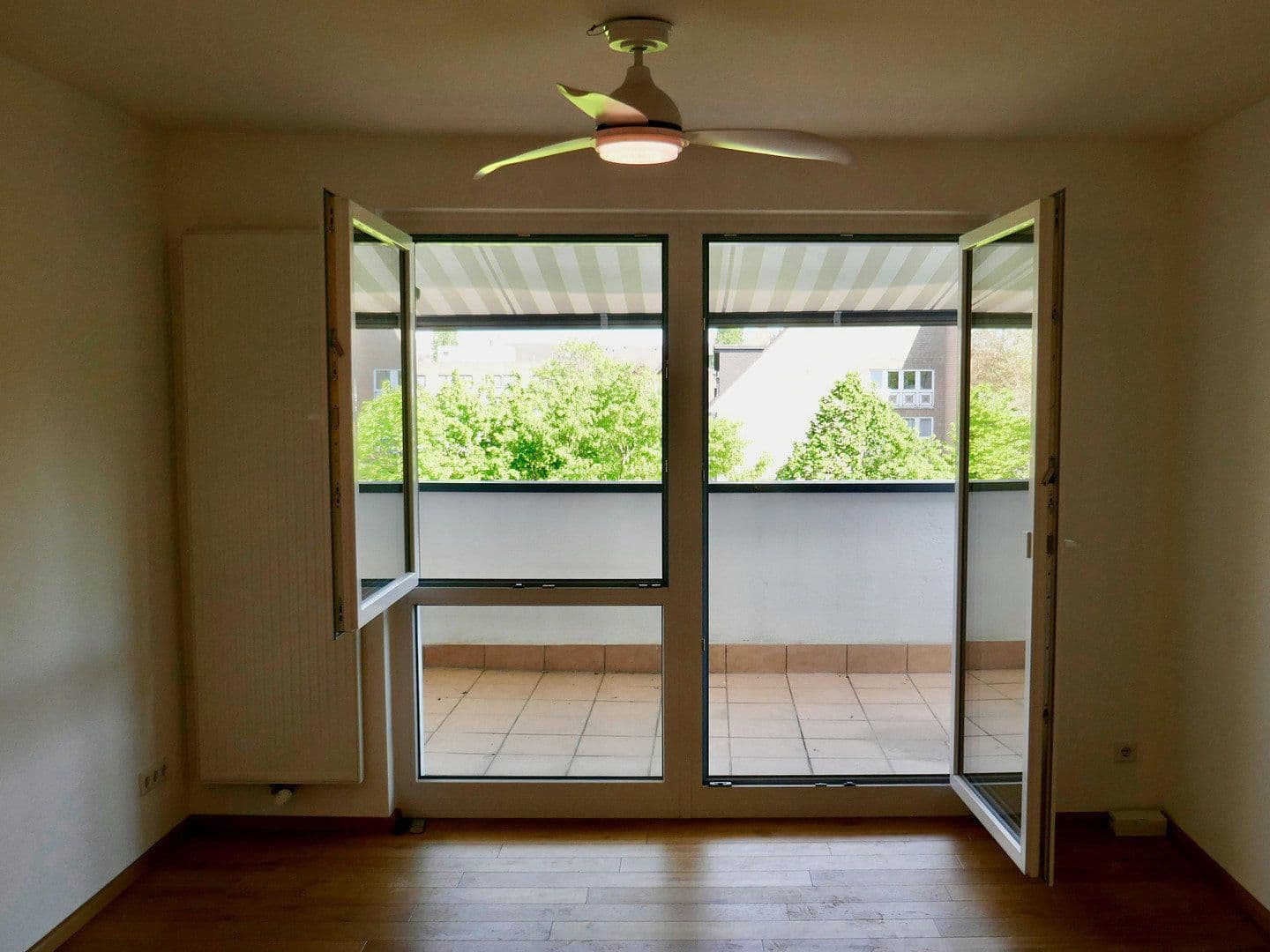 3 bedroom flat for sale, 78 m², Merowingerstrasse 64, Düsseldorf, North Rhine-Westphalia 3 bedroom flat for sale, 78 m², Merowingerstrasse 64, Düsseldorf, North Rhine-Westphalia