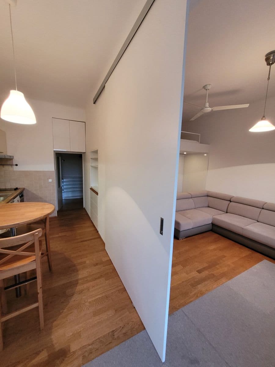 1 bedroom flat to rent, 38 m², Thámova, Prague, Prague 1 bedroom flat to rent, 38 m², Thámova, Prague, Prague