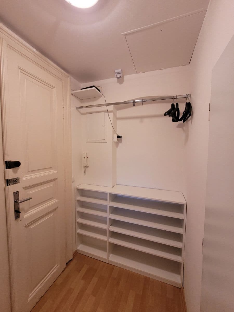 1 bedroom flat to rent, 38 m², Thámova, Prague, Prague 1 bedroom flat to rent, 38 m², Thámova, Prague, Prague