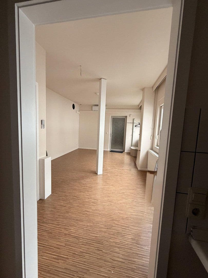 office to rent, 110 m², Austraße 17, Öhringen, Baden-Württemberg office to rent, 110 m², Austraße 17, Öhringen, Baden-Württemberg