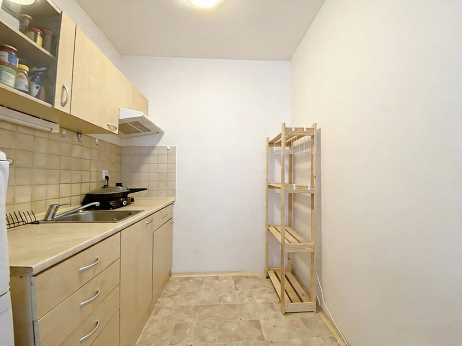 1 bedroom with open-plan kitchen flat to rent, 43 m², Brdičkova, Prague, Prague 1 bedroom with open-plan kitchen flat to rent, 43 m², Brdičkova, Prague, Prague