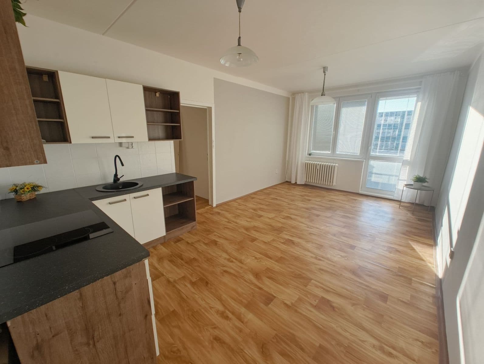 1 bedroom with open-plan kitchen flat to rent, 43 m², Berlínská, Tábor, Jihočeský Region 1 bedroom with open-plan kitchen flat to rent, 43 m², Berlínská, Tábor, Jihočeský Region