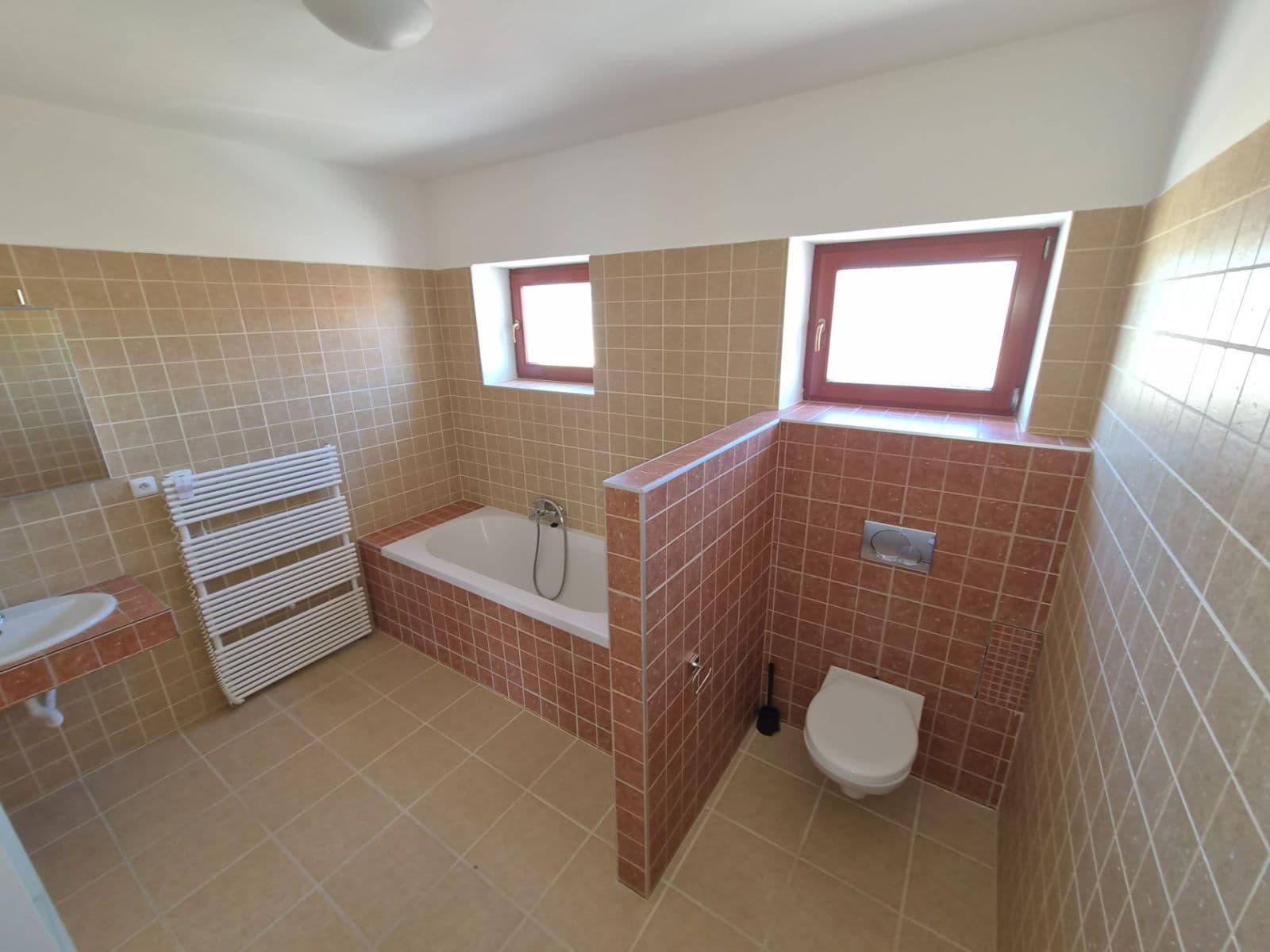 2 bedroom with open-plan kitchen flat to rent, 111 m², Vránova, Brno, Jihomoravský Region 2 bedroom with open-plan kitchen flat to rent, 111 m², Vránova, Brno, Jihomoravský Region