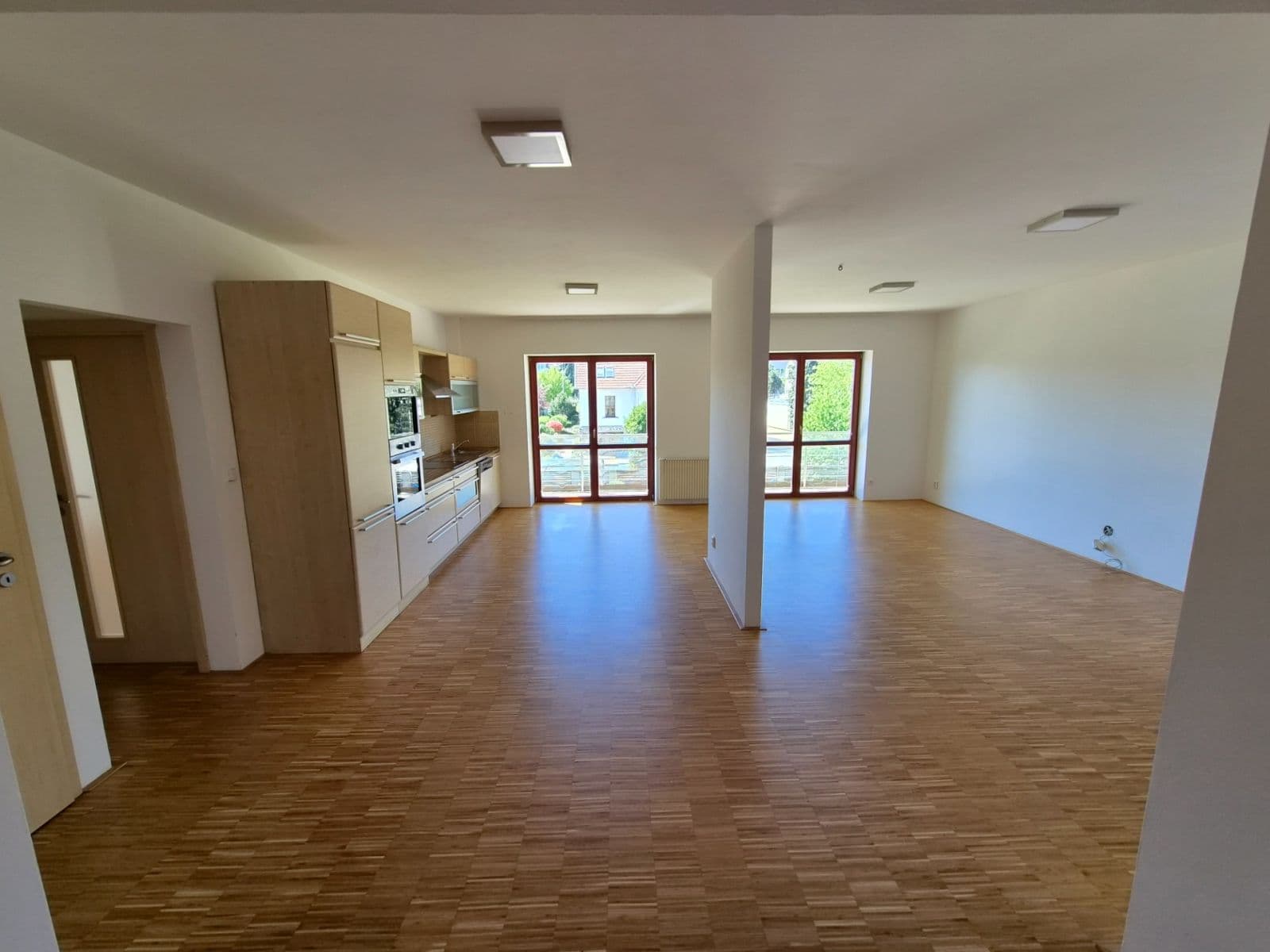 2 bedroom with open-plan kitchen flat to rent, 111 m², Vránova, Brno, Jihomoravský Region 2 bedroom with open-plan kitchen flat to rent, 111 m², Vránova, Brno, Jihomoravský Region