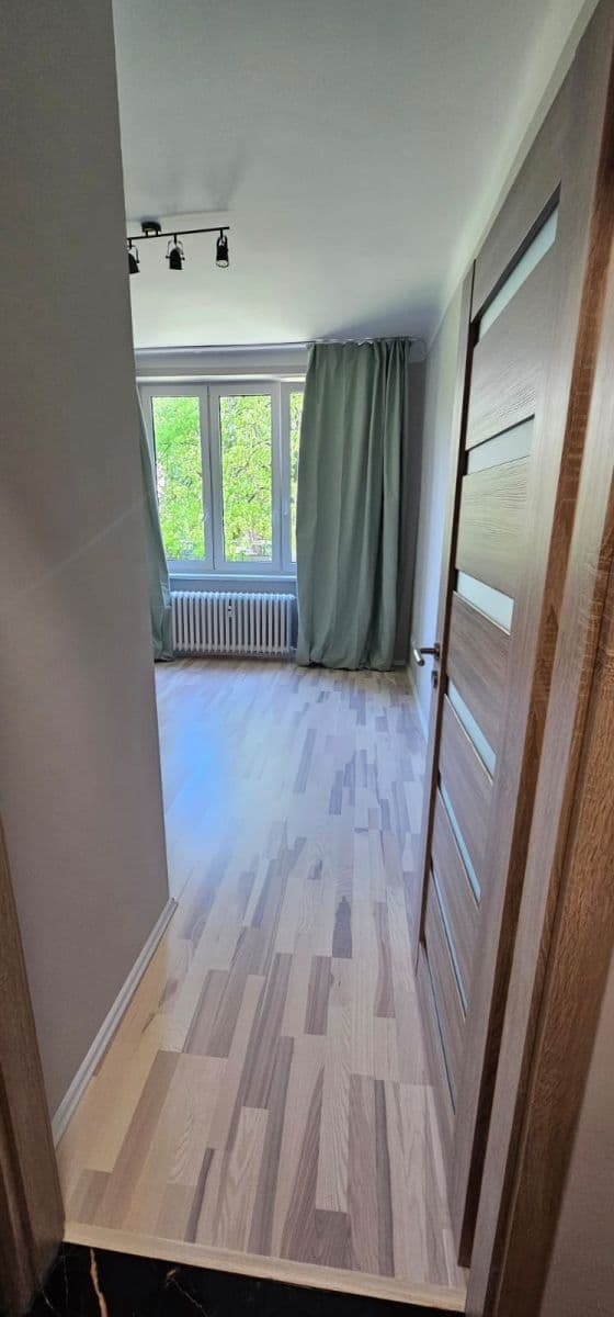 Studio flat to rent, 25 m², Ke Strašnické, Prague, Prague Studio flat to rent, 25 m², Ke Strašnické, Prague, Prague
