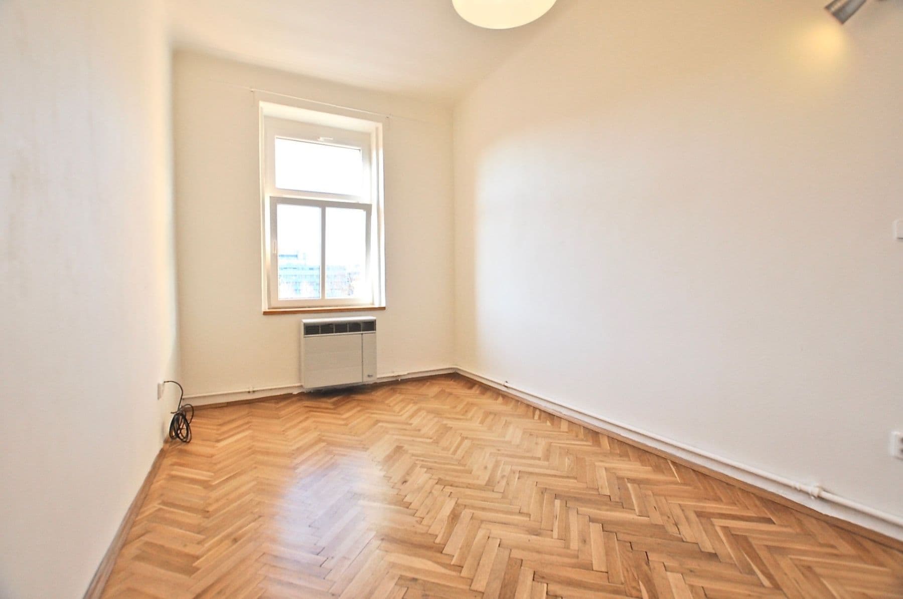 2 bedroom flat for sale, 40 m², Komunardů, Prague, Prague 2 bedroom flat for sale, 40 m², Komunardů, Prague, Prague