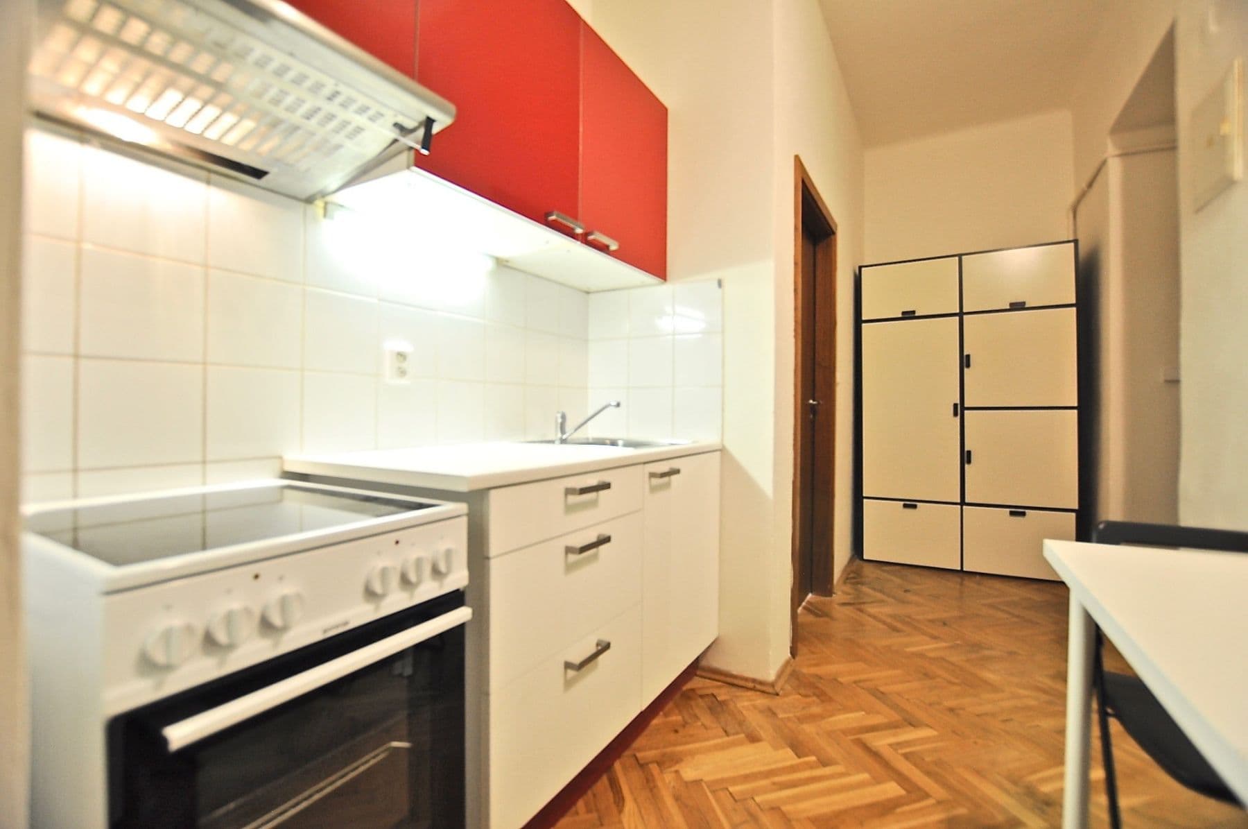 2 bedroom flat for sale, 40 m², Komunardů, Prague, Prague 2 bedroom flat for sale, 40 m², Komunardů, Prague, Prague
