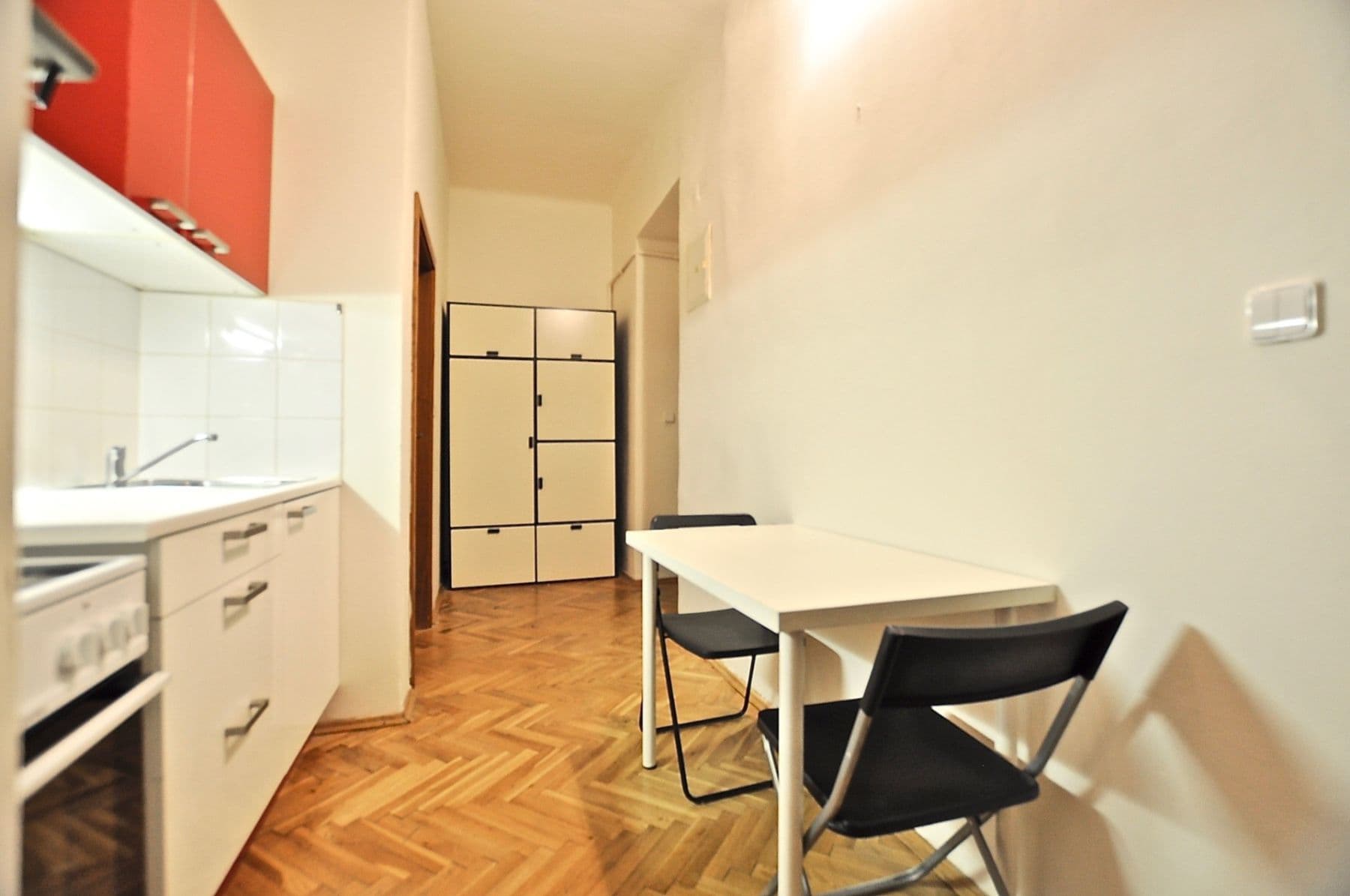 2 bedroom flat for sale, 40 m², Komunardů, Prague, Prague 2 bedroom flat for sale, 40 m², Komunardů, Prague, Prague