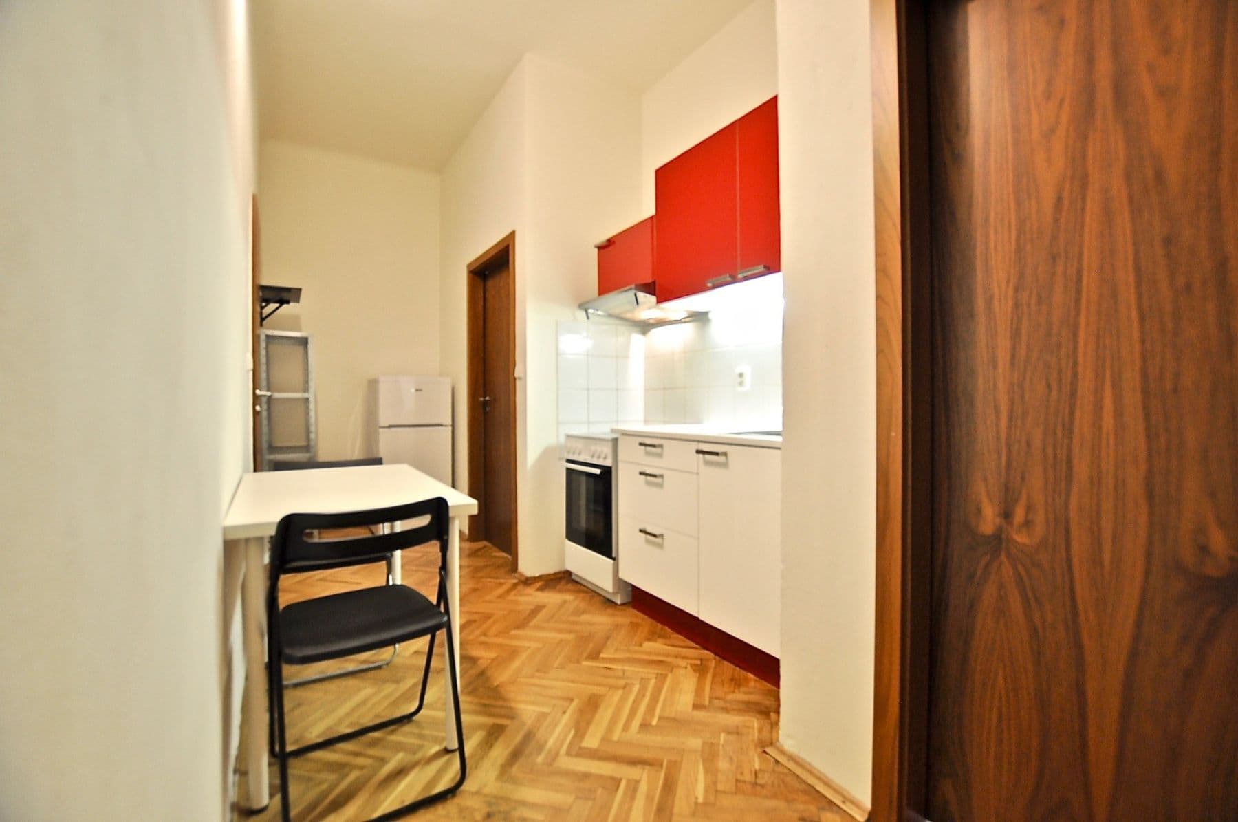 2 bedroom flat for sale, 40 m², Komunardů, Prague, Prague 2 bedroom flat for sale, 40 m², Komunardů, Prague, Prague