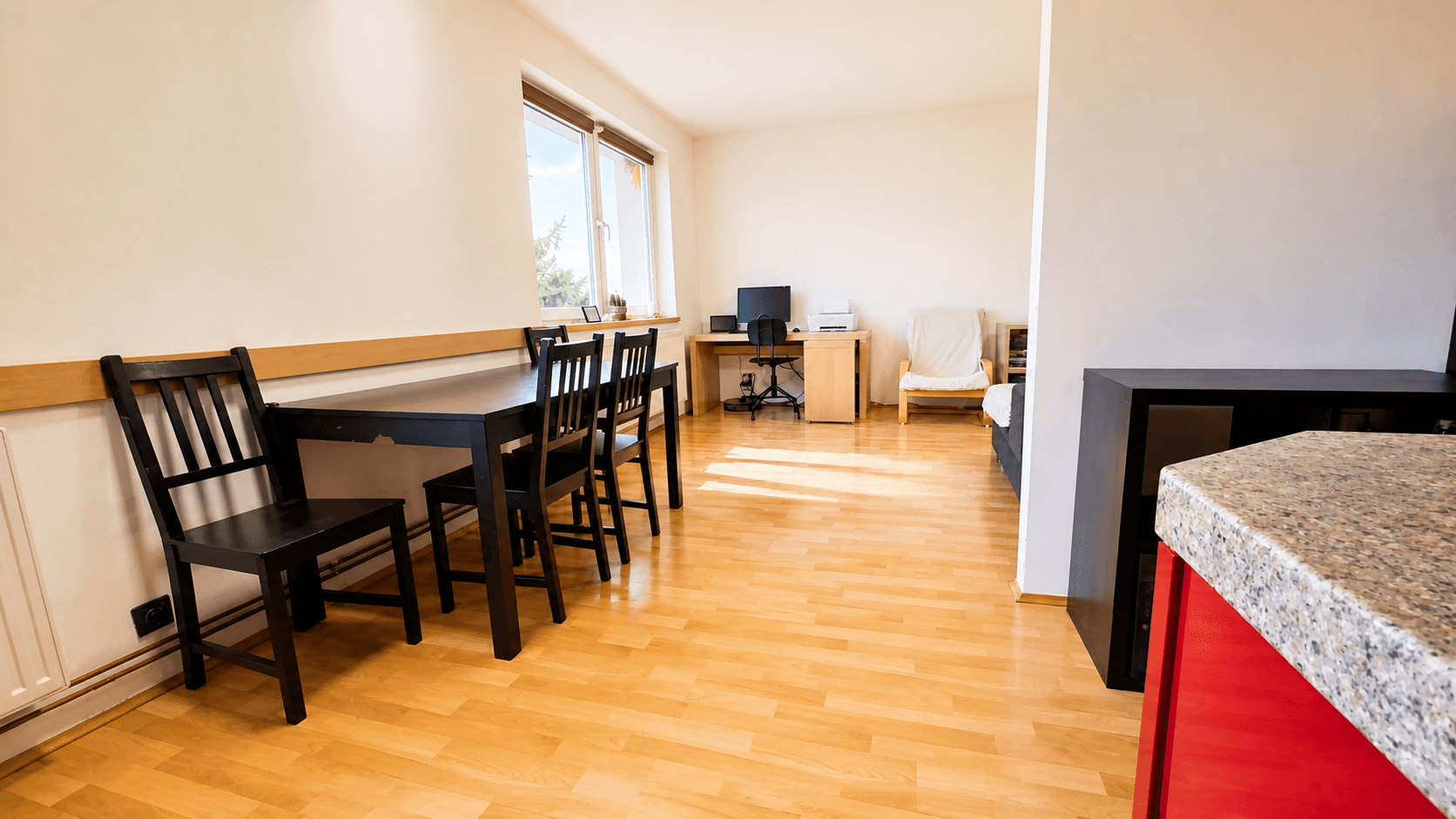 2 bedroom with open-plan kitchen flat to rent, 77 m², sídliště Osvobození, Lednice, Jihomoravský Region 2 bedroom with open-plan kitchen flat to rent, 77 m², sídliště Osvobození, Lednice, Jihomoravský Region