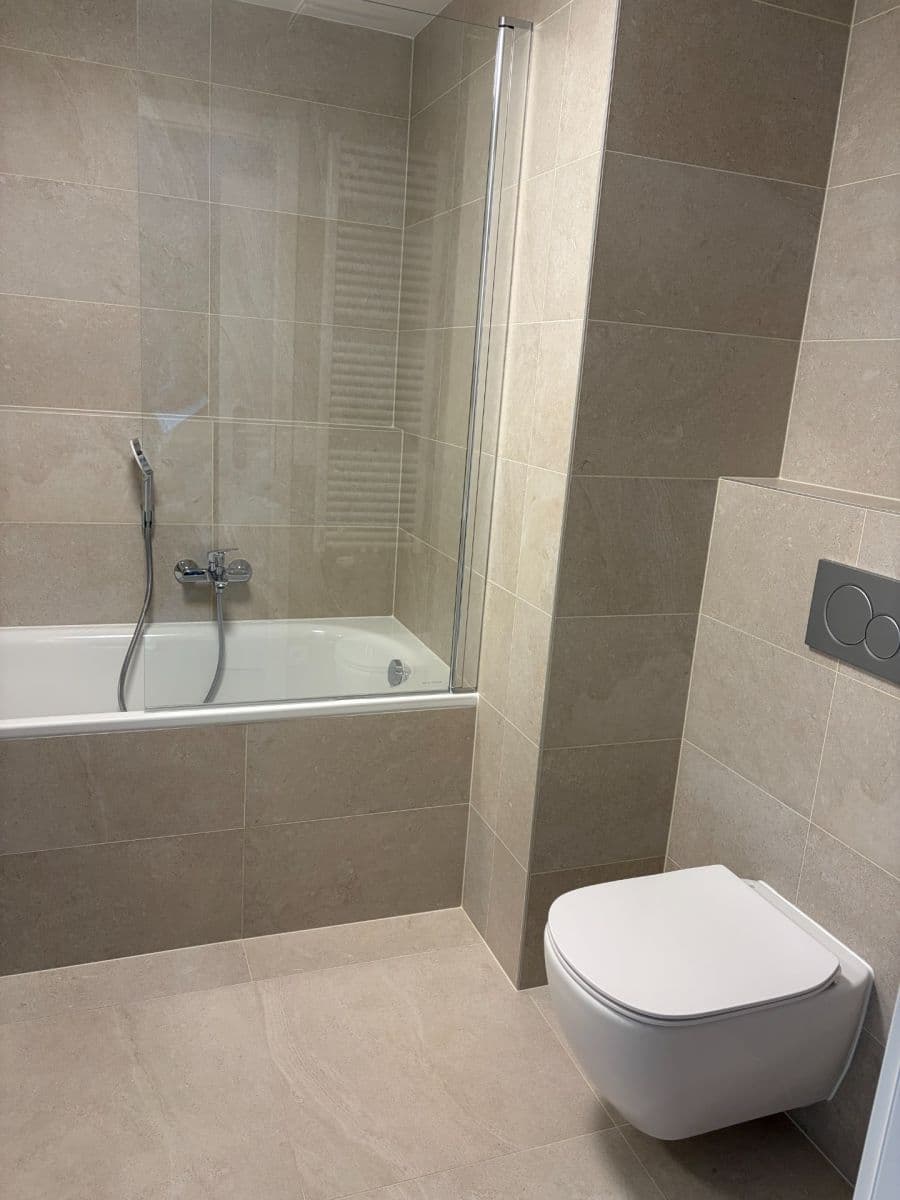 1 bedroom with open-plan kitchen flat to rent, 50 m², Blažimská, Prague, Prague 1 bedroom with open-plan kitchen flat to rent, 50 m², Blažimská, Prague, Prague