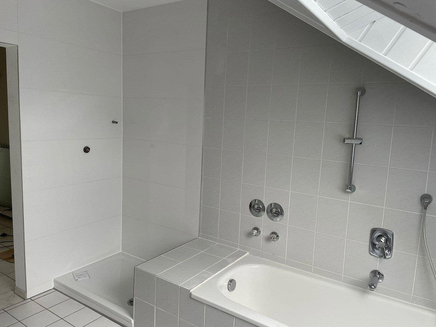 2 bedroom with open-plan kitchen flat to rent, 115 m², Karlstein am Main, Bavaria 2 bedroom with open-plan kitchen flat to rent, 115 m², Karlstein am Main, Bavaria
