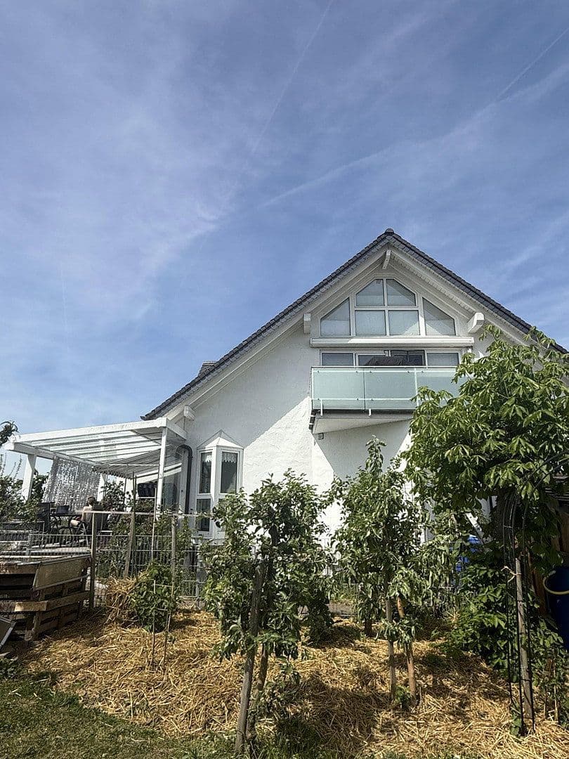 2 bedroom with open-plan kitchen flat to rent, 115 m², Karlstein am Main, Bavaria 2 bedroom with open-plan kitchen flat to rent, 115 m², Karlstein am Main, Bavaria