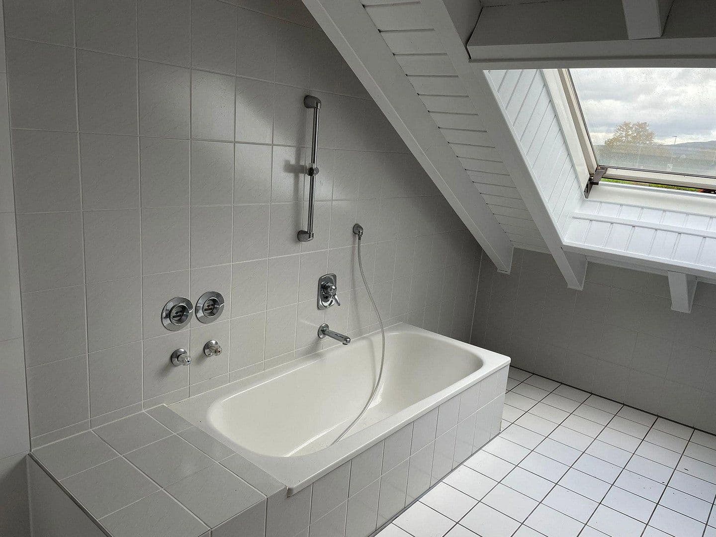 2 bedroom with open-plan kitchen flat to rent, 115 m², Karlstein am Main, Bavaria 2 bedroom with open-plan kitchen flat to rent, 115 m², Karlstein am Main, Bavaria
