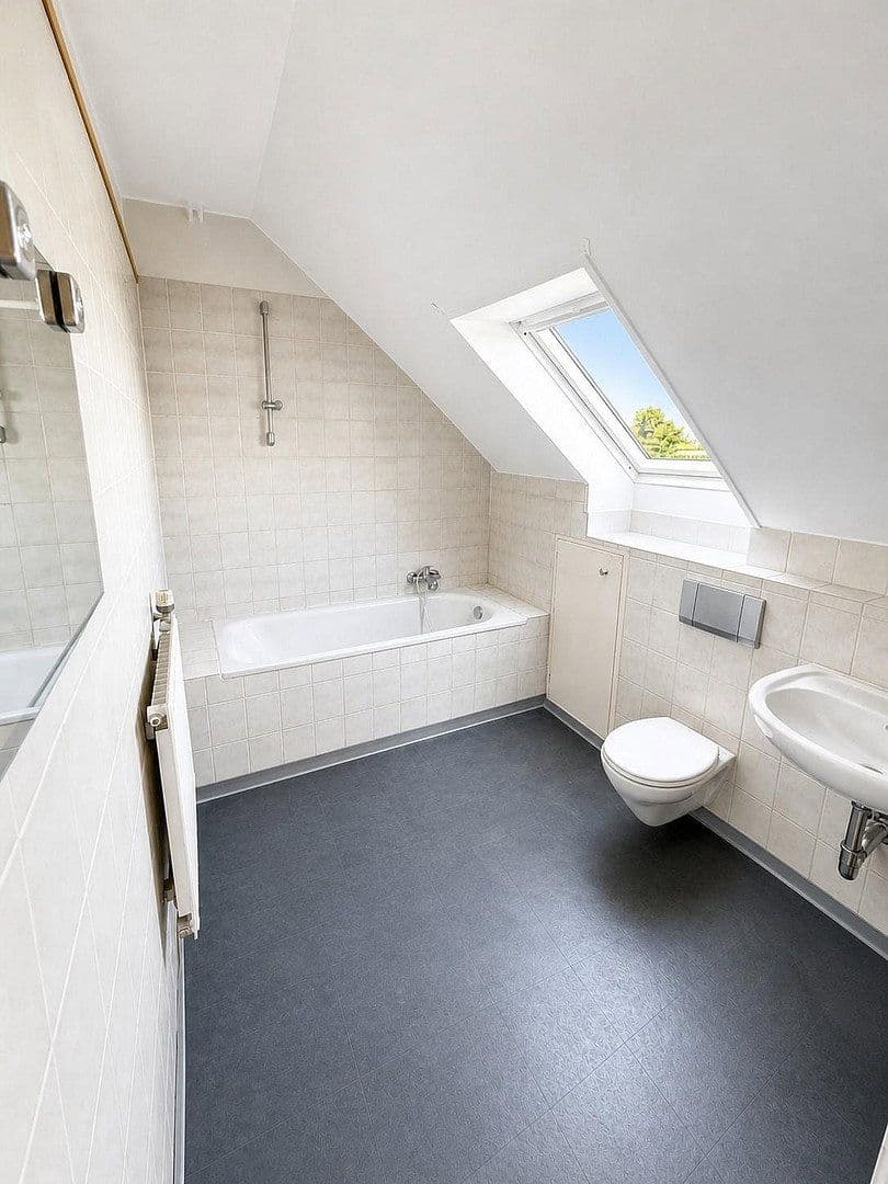 1 bedroom with open-plan kitchen flat to rent, 69 m², Kiel, Schleswig-Holstein 1 bedroom with open-plan kitchen flat to rent, 69 m², Kiel, Schleswig-Holstein