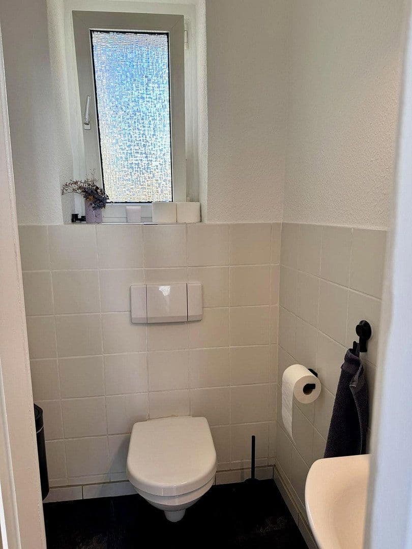 4 bedroom flat to rent, 100 m², Stieglitzstr., Wuppertal, North Rhine-Westphalia 4 bedroom flat to rent, 100 m², Stieglitzstr., Wuppertal, North Rhine-Westphalia