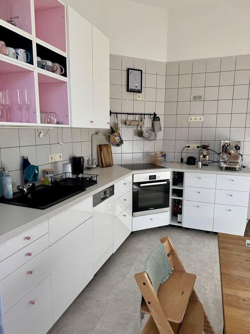 4 bedroom flat to rent, 100 m², Stieglitzstr., Wuppertal, North Rhine-Westphalia 4 bedroom flat to rent, 100 m², Stieglitzstr., Wuppertal, North Rhine-Westphalia
