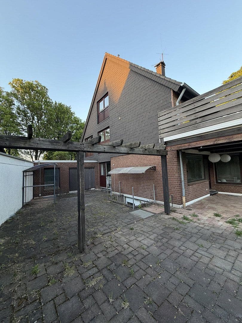house for sale, 337 m², An der Lilie 33, Ratingen, North Rhine-Westphalia house for sale, 337 m², An der Lilie 33, Ratingen, North Rhine-Westphalia