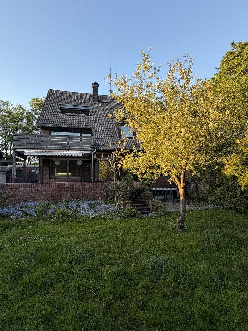 house for sale, 337 m², An der Lilie 33, Ratingen, North Rhine-Westphalia house for sale, 337 m², An der Lilie 33, Ratingen, North Rhine-Westphalia