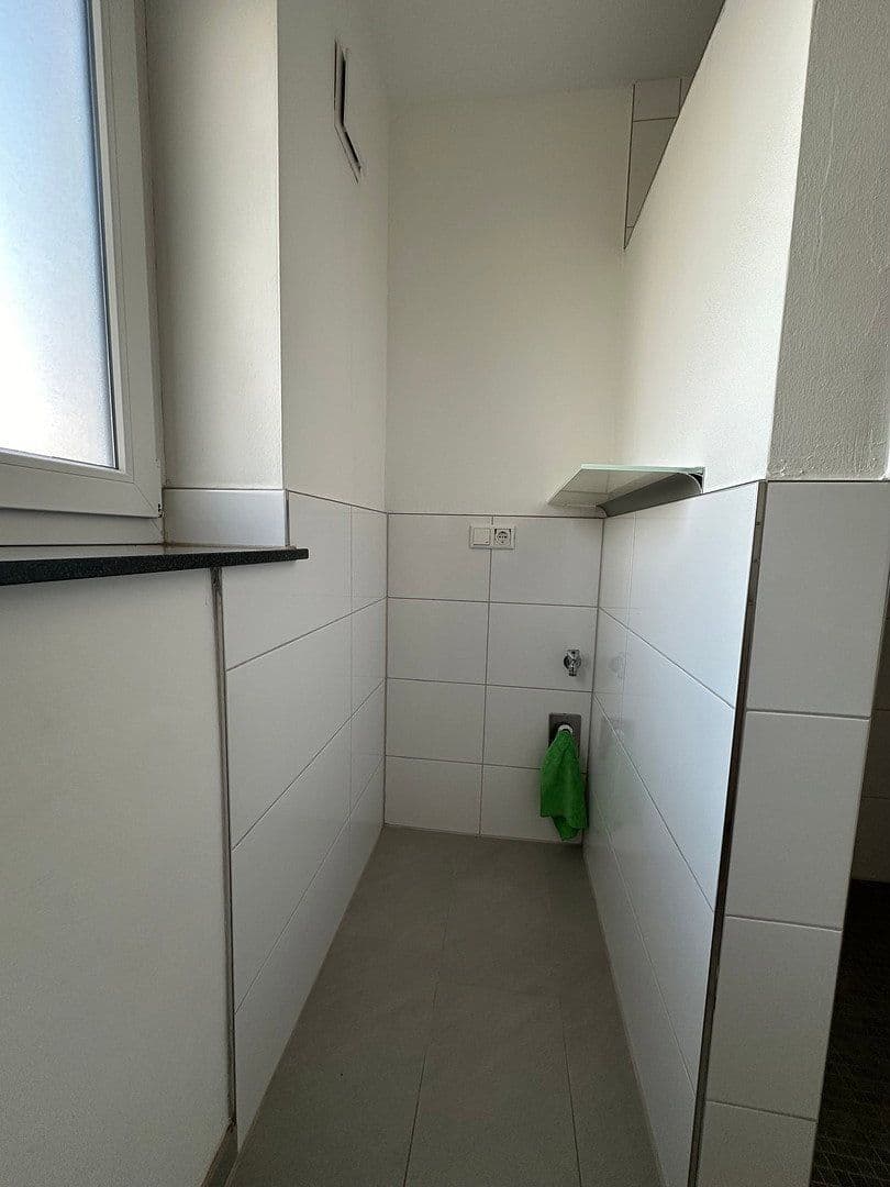 2 bedroom with open-plan kitchen flat to rent, 116 m², Ahlen, North Rhine-Westphalia 2 bedroom with open-plan kitchen flat to rent, 116 m², Ahlen, North Rhine-Westphalia