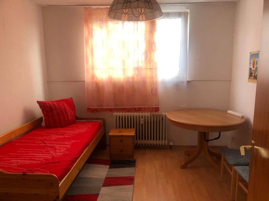 3 bedroom flat to rent, 60 m², Schwarzbach 80, Wuppertal, North Rhine-Westphalia 3 bedroom flat to rent, 60 m², Schwarzbach 80, Wuppertal, North Rhine-Westphalia