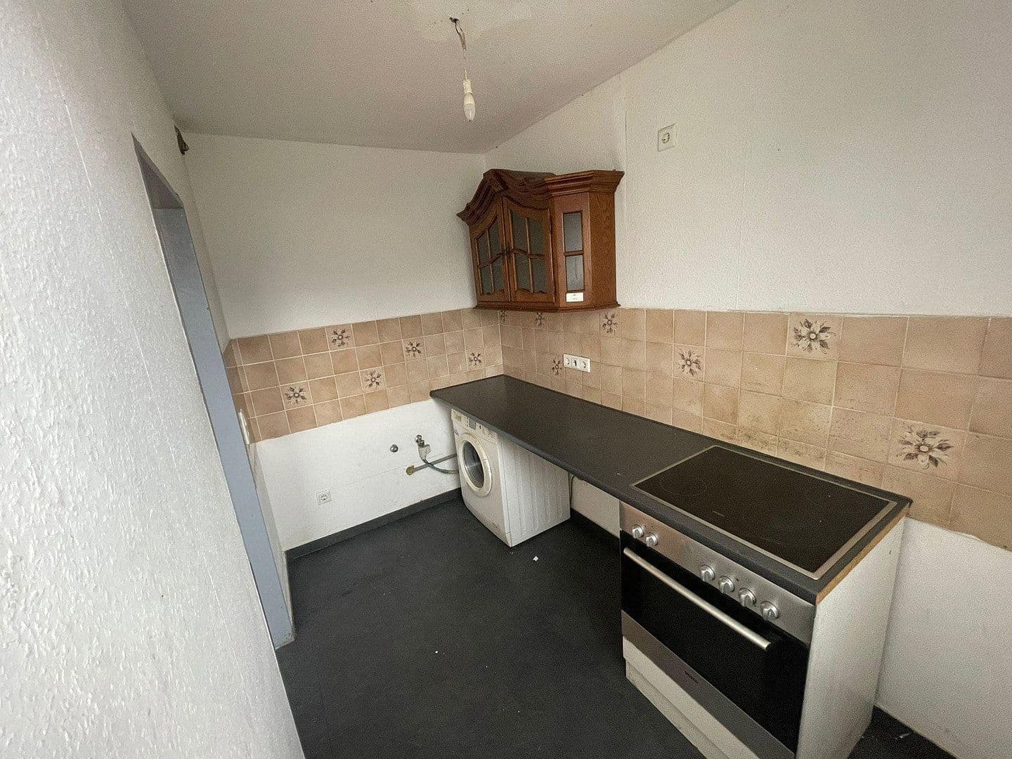 3 bedroom flat to rent, 60 m², Schwarzbach 80, Wuppertal, North Rhine-Westphalia 3 bedroom flat to rent, 60 m², Schwarzbach 80, Wuppertal, North Rhine-Westphalia