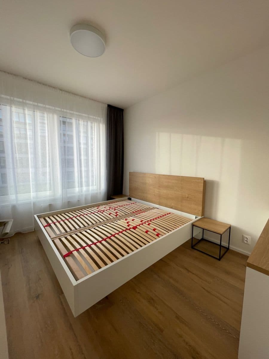 1 bedroom with open-plan kitchen flat to rent, 56 m², Na Palouku, Prague, Prague 1 bedroom with open-plan kitchen flat to rent, 56 m², Na Palouku, Prague, Prague