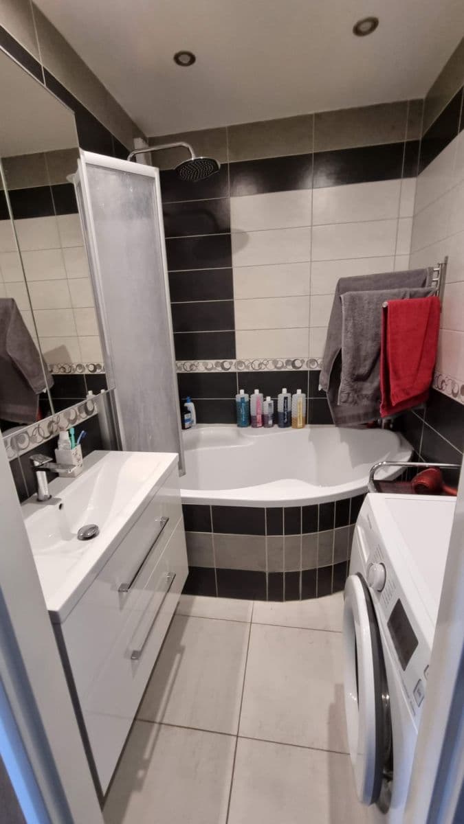 2 bedroom with open-plan kitchen flat to rent, 71 m², Žitná, Brno, Jihomoravský Region 2 bedroom with open-plan kitchen flat to rent, 71 m², Žitná, Brno, Jihomoravský Region