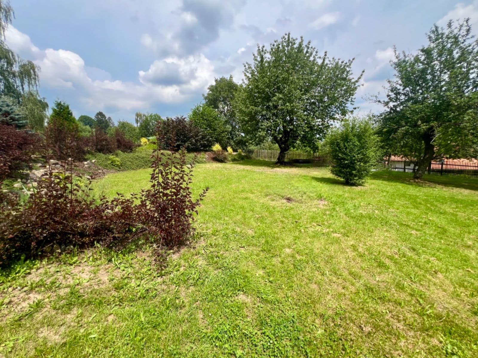 plot for sale, 806 m², Česká Lípa, Liberecký Region plot for sale, 806 m², Česká Lípa, Liberecký Region