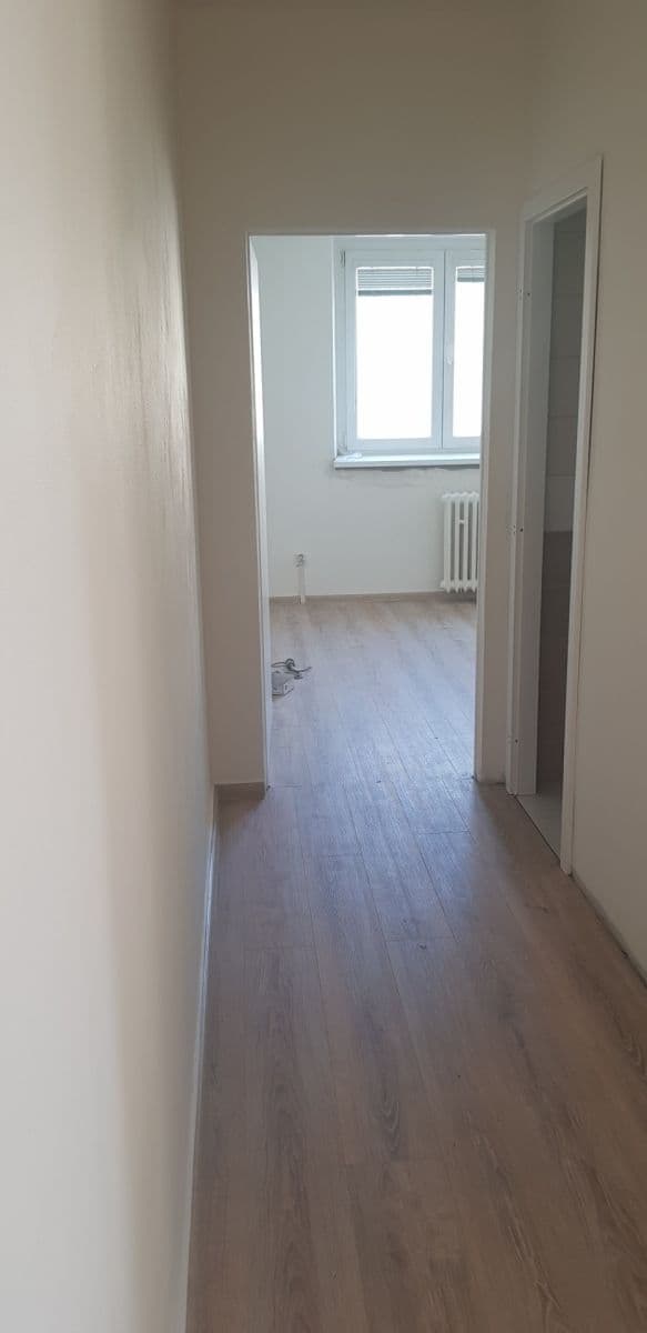 3 bedroom flat to rent, 65 m², Kmochova, Olomouc, Olomoucký Region 3 bedroom flat to rent, 65 m², Kmochova, Olomouc, Olomoucký Region