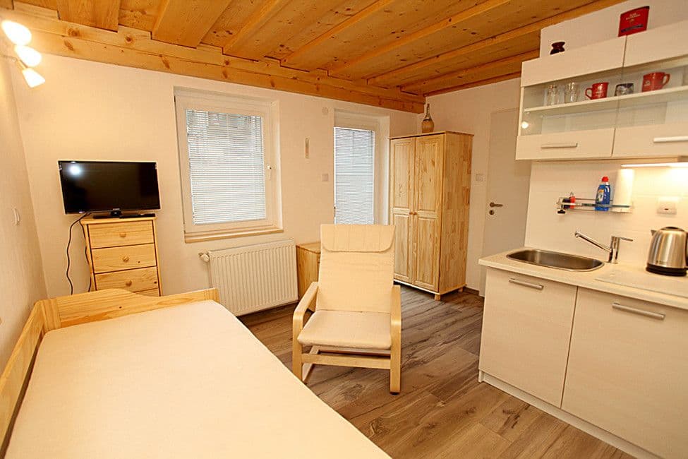 Studio flat to rent, 18 m², Na Stoupách, Jihlava, Vysočina Region Studio flat to rent, 18 m², Na Stoupách, Jihlava, Vysočina Region