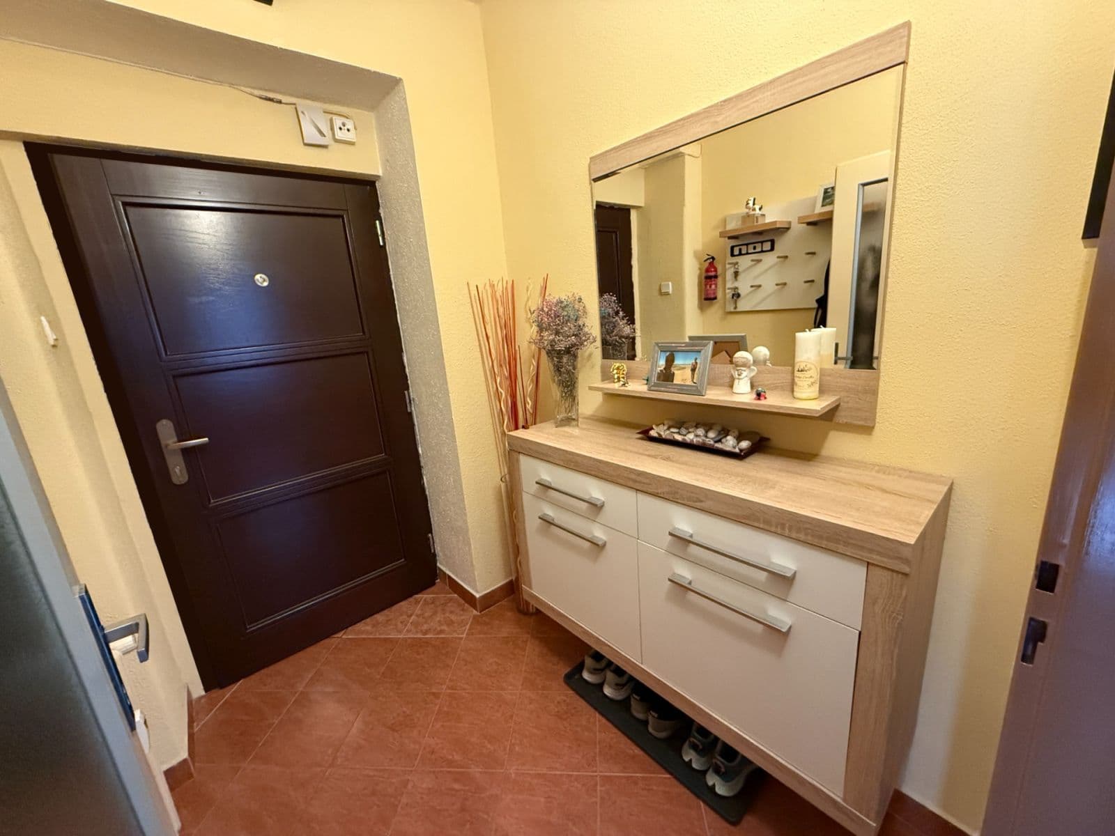 1 bedroom with open-plan kitchen flat to rent, 62 m², Hořanská, Prague, Prague 1 bedroom with open-plan kitchen flat to rent, 62 m², Hořanská, Prague, Prague