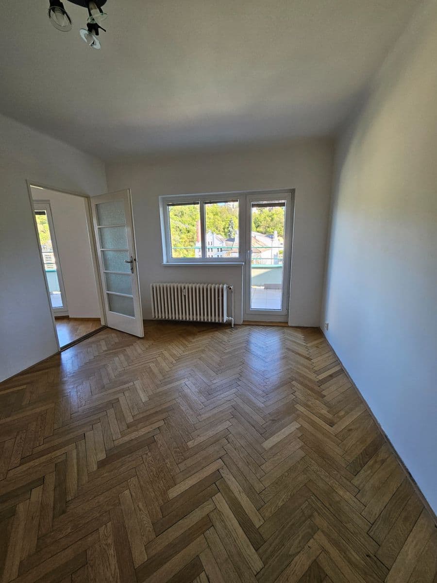 2 bedroom flat to rent, 53 m², Vrchlického, Prague, Prague 2 bedroom flat to rent, 53 m², Vrchlického, Prague, Prague