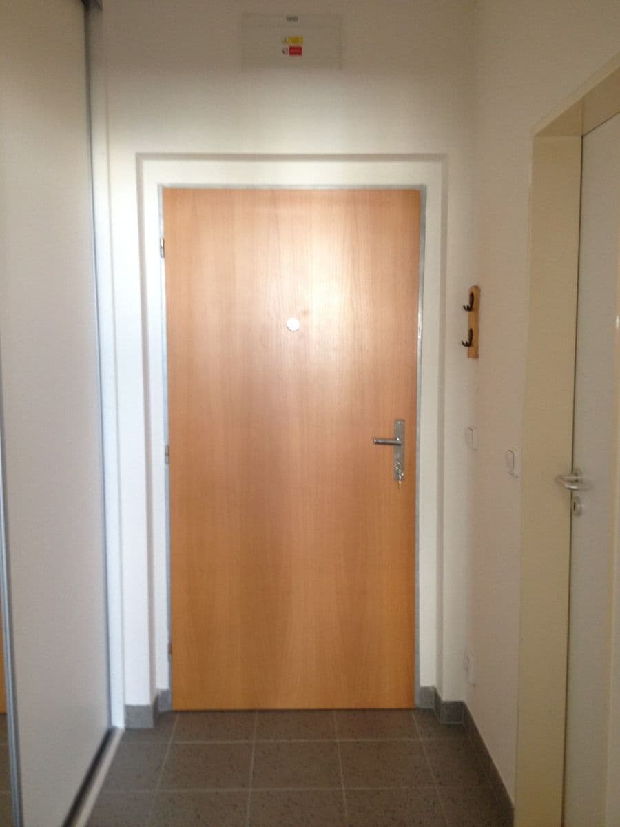 Studio flat to rent, 35 m², Sluneční náměstí, Prague, Prague Studio flat to rent, 35 m², Sluneční náměstí, Prague, Prague