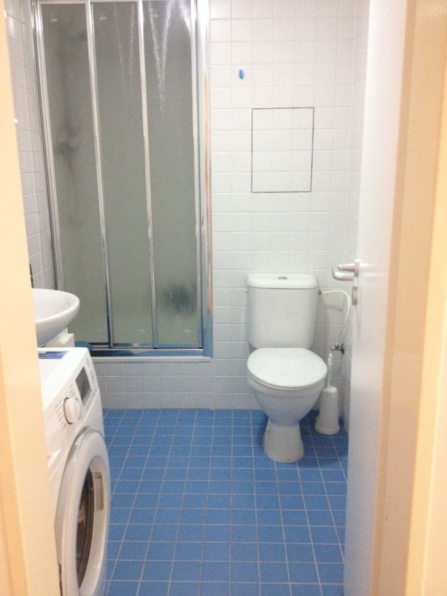 Studio flat to rent, 35 m², Sluneční náměstí, Prague, Prague Studio flat to rent, 35 m², Sluneční náměstí, Prague, Prague