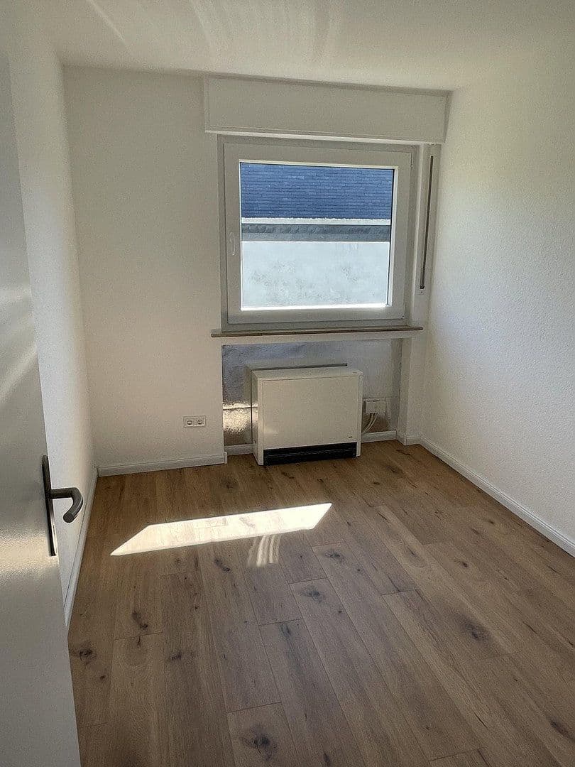 4 bedroom flat to rent, 86 m², Birkenweg 1, Hückeswagen, North Rhine-Westphalia 4 bedroom flat to rent, 86 m², Birkenweg 1, Hückeswagen, North Rhine-Westphalia
