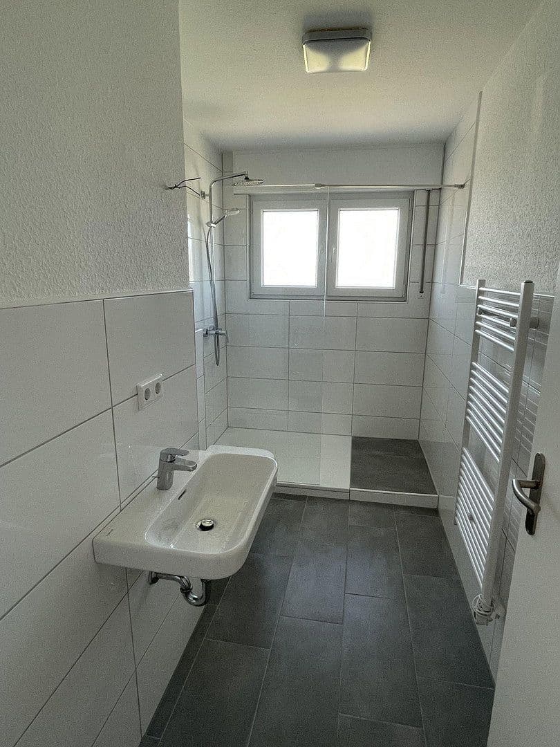 4 bedroom flat to rent, 86 m², Birkenweg 1, Hückeswagen, North Rhine-Westphalia 4 bedroom flat to rent, 86 m², Birkenweg 1, Hückeswagen, North Rhine-Westphalia