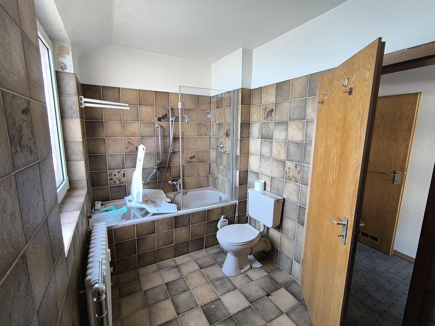 3 bedroom with open-plan kitchen flat for sale, 148 m², Roonstrasse 3, Dinslaken, North Rhine-Westphalia 3 bedroom with open-plan kitchen flat for sale, 148 m², Roonstrasse 3, Dinslaken, North Rhine-Westphalia