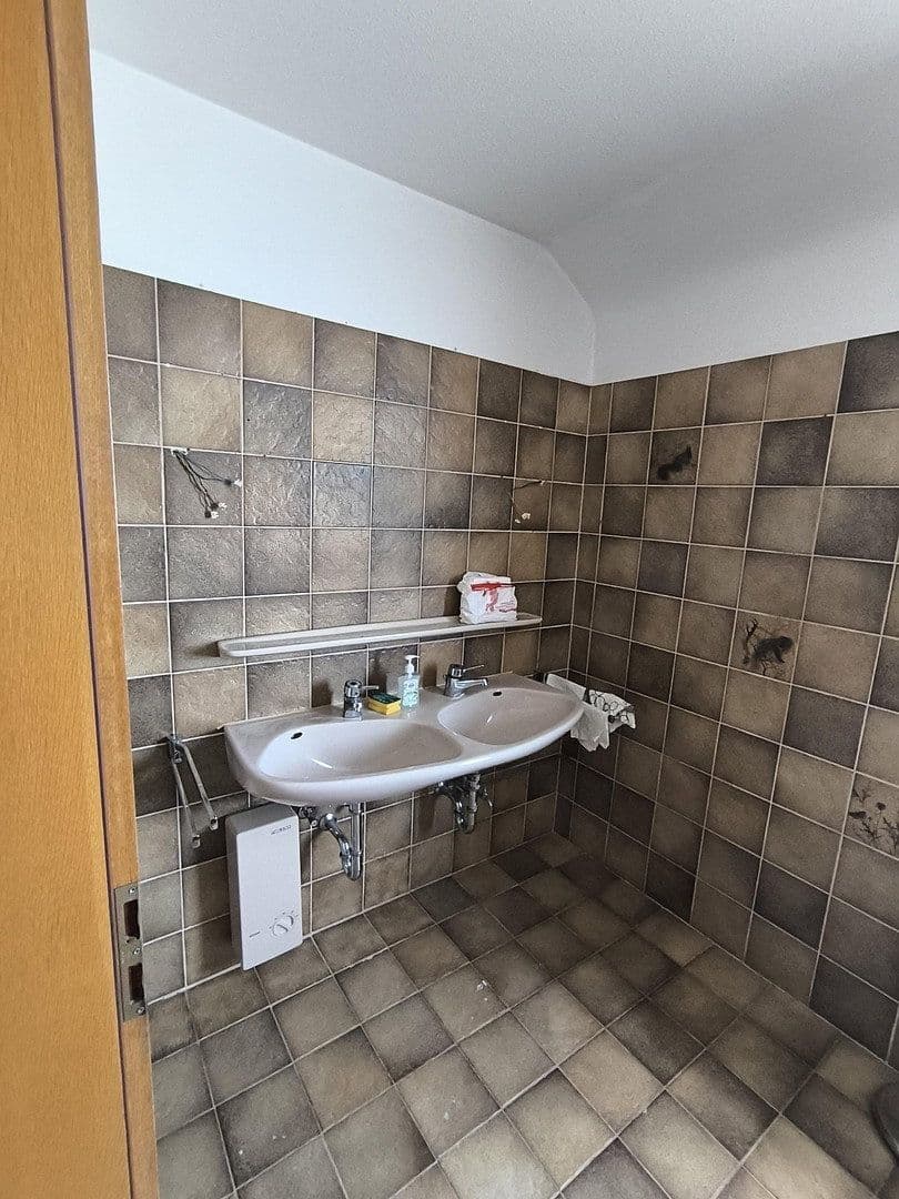 3 bedroom with open-plan kitchen flat for sale, 148 m², Roonstrasse 3, Dinslaken, North Rhine-Westphalia 3 bedroom with open-plan kitchen flat for sale, 148 m², Roonstrasse 3, Dinslaken, North Rhine-Westphalia