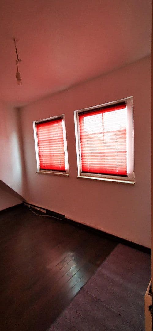 1 bedroom with open-plan kitchen flat for sale, 80 m², Herzogstraße 76, Pirmasens, Rhineland-Palatinate 1 bedroom with open-plan kitchen flat for sale, 80 m², Herzogstraße 76, Pirmasens, Rhineland-Palatinate