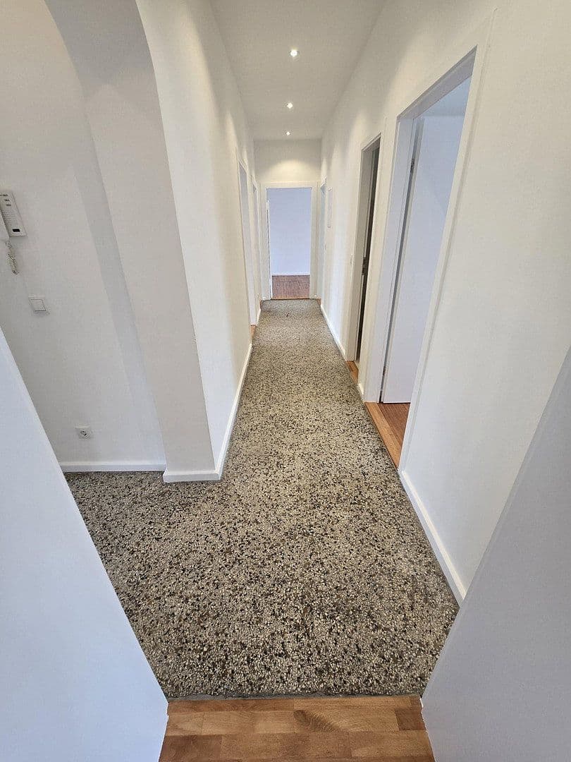 3 bedroom with open-plan kitchen flat to rent, 114 m², Gerhart-Hauptmann Straße 43/45, Teltow, Brandenburg 3 bedroom with open-plan kitchen flat to rent, 114 m², Gerhart-Hauptmann Straße 43/45, Teltow, Brandenburg