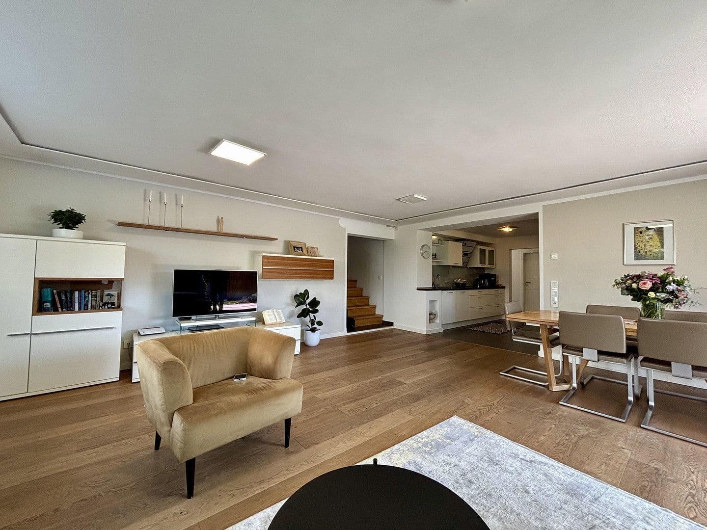 house for sale, 400 m², Heusenstamm, Hesse house for sale, 400 m², Heusenstamm, Hesse