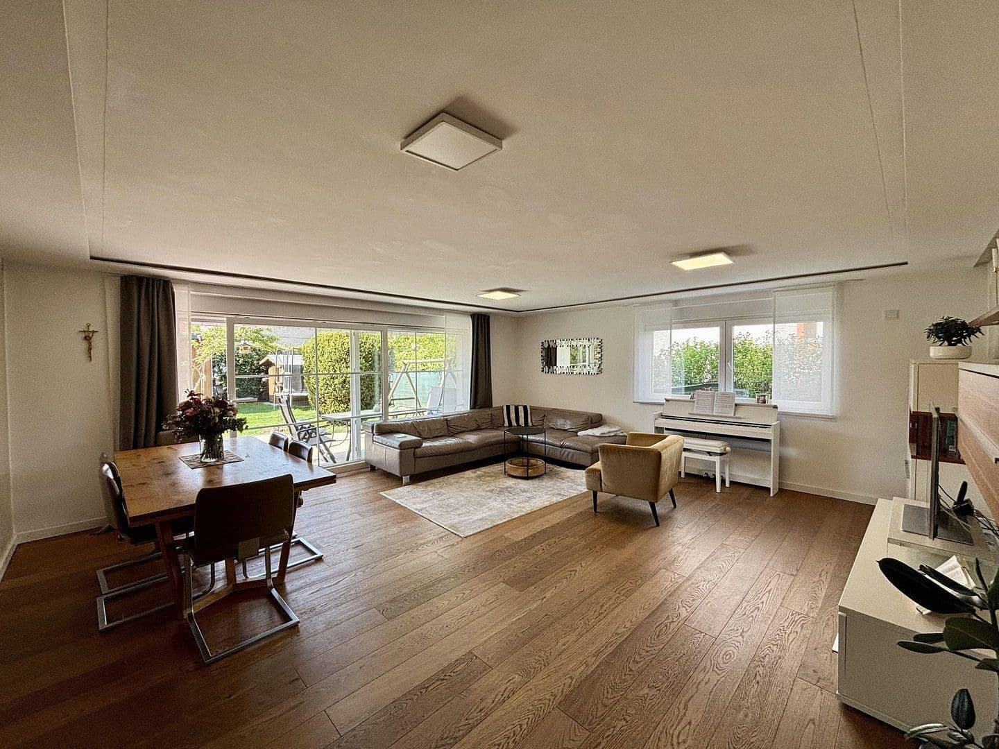 house for sale, 400 m², Heusenstamm, Hesse house for sale, 400 m², Heusenstamm, Hesse