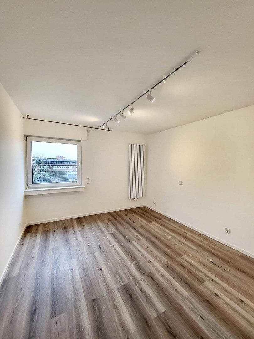 4 bedroom flat to rent, 92 m², Mulheim an der Ruhr, North Rhine-Westphalia 4 bedroom flat to rent, 92 m², Mulheim an der Ruhr, North Rhine-Westphalia