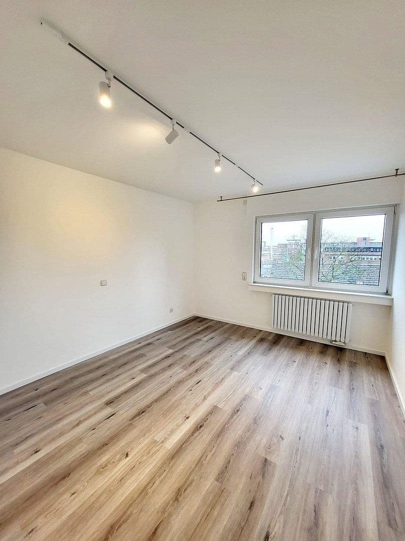 4 bedroom flat to rent, 92 m², Mulheim an der Ruhr, North Rhine-Westphalia 4 bedroom flat to rent, 92 m², Mulheim an der Ruhr, North Rhine-Westphalia
