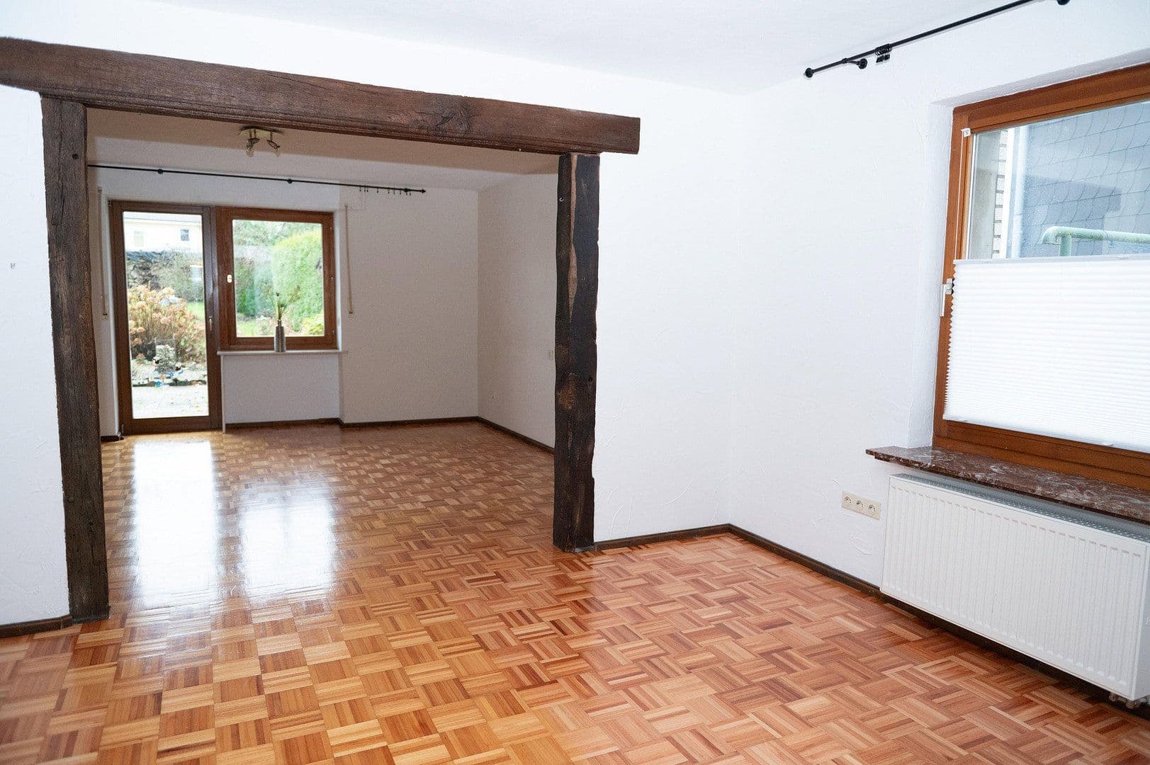 house for sale, 330 m², Bad Wünnenberg, North Rhine-Westphalia house for sale, 330 m², Bad Wünnenberg, North Rhine-Westphalia